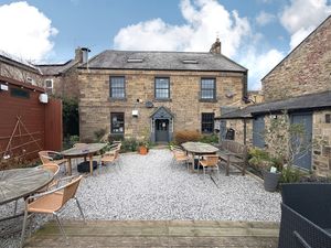 Photo 18- click for photo gallery